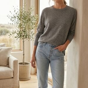 Jenni Kayne Recycled Boyfriend Crewneck Sweater Heather Grey M Quiet Luxury
